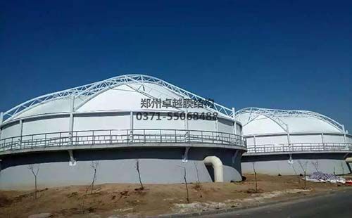 某污水池處理廠(chǎng)反吊膜封閉