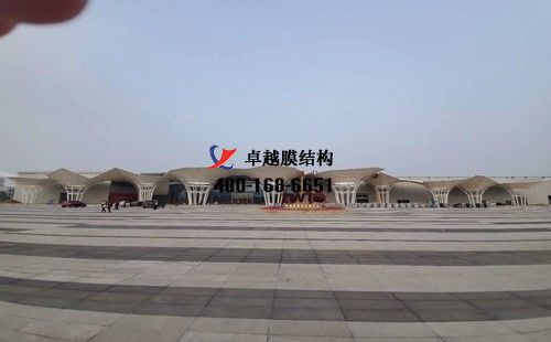 鄭州中大門直購(gòu)保稅體驗(yàn)中心<font color='red'>膜結(jié)構(gòu)景觀</font>/遮陽(yáng)景觀工程動(dòng)態(tài)